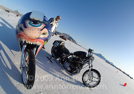 Bonneville Speedway Speedweek 2009 SCTA salt flats racing