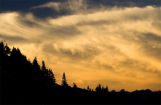 Sunset mountain colorado above ouray San Juan mountains